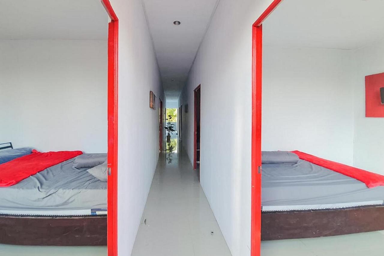 Sky Residence Tomohon Mitra Reddoorz Esterno foto